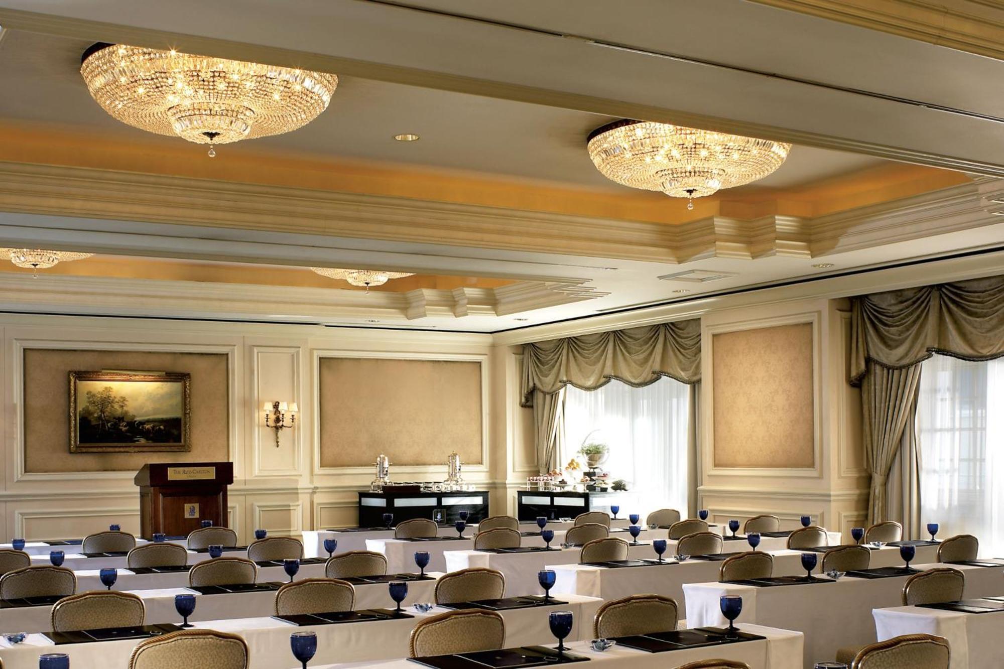 The Ritz-Carlton Osaka Hotel Luaran gambar